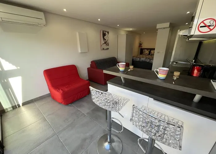 2 Couchages Cap D'agde Naturisme Cn020-022 * Agde